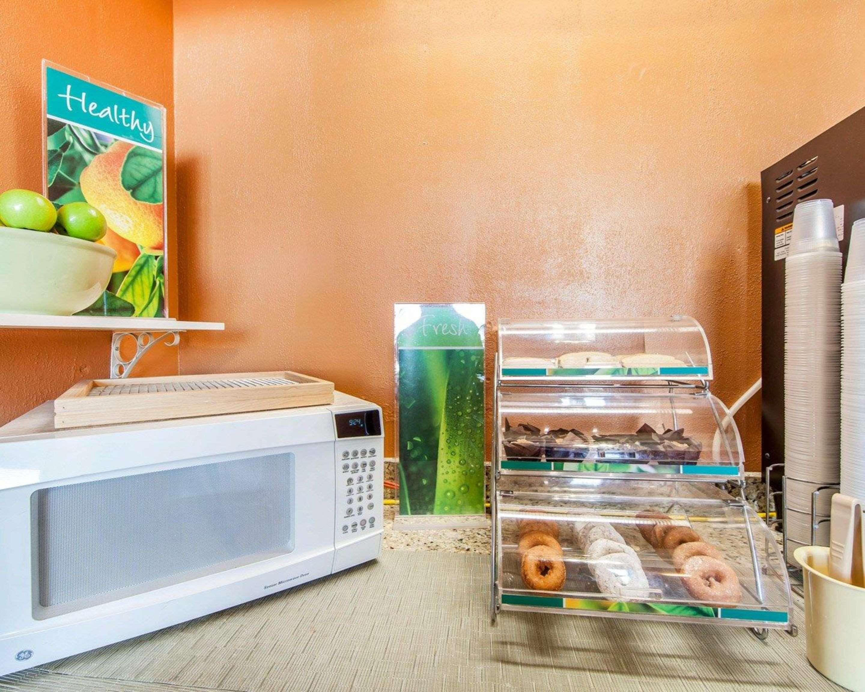 クオリティ イン Maysville エクステリア 写真