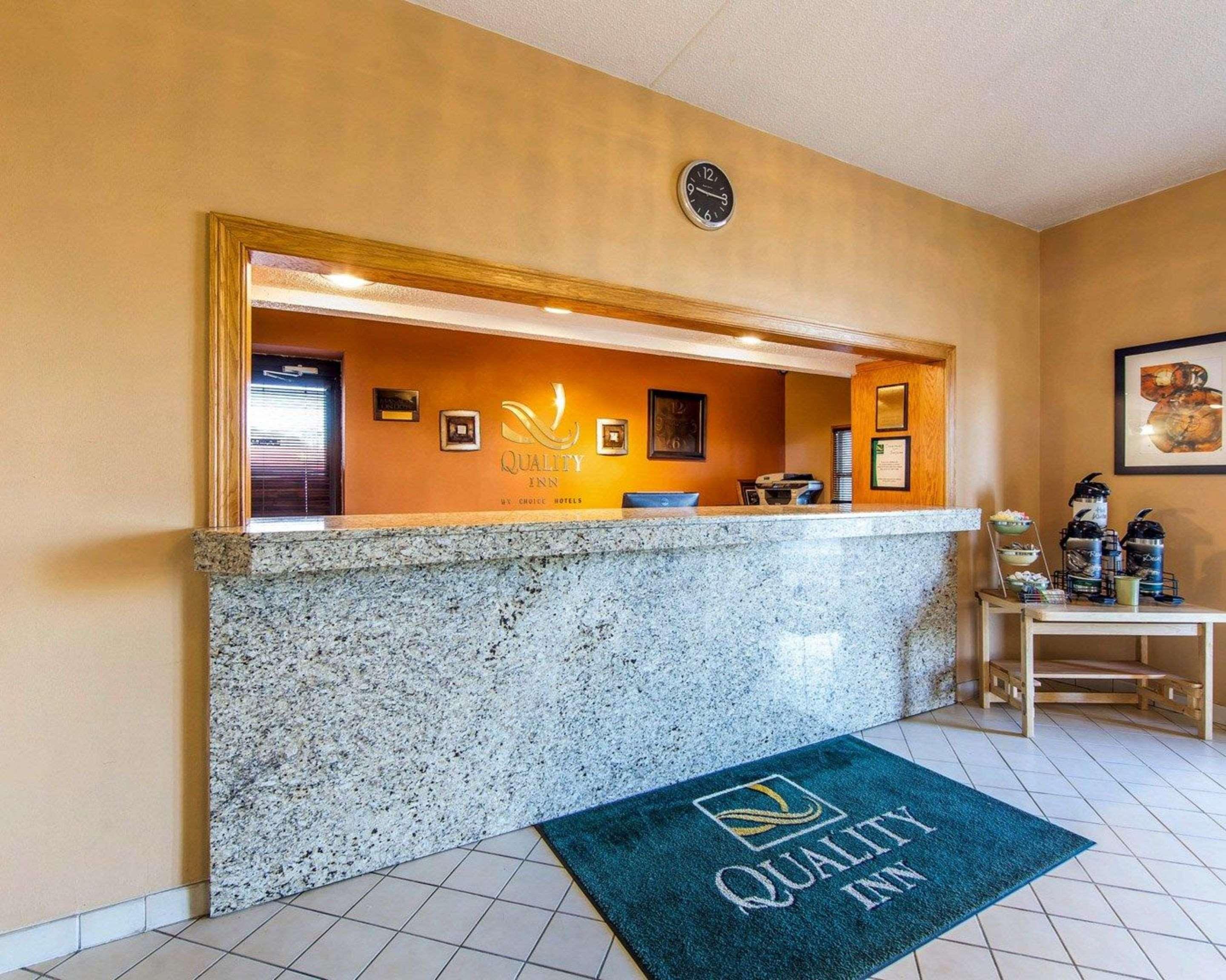 クオリティ イン Maysville エクステリア 写真